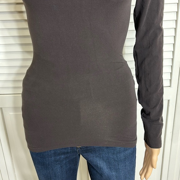 Spanx On Top & In Control Turtleneck Top in Brown XL - Picture 4 of 10